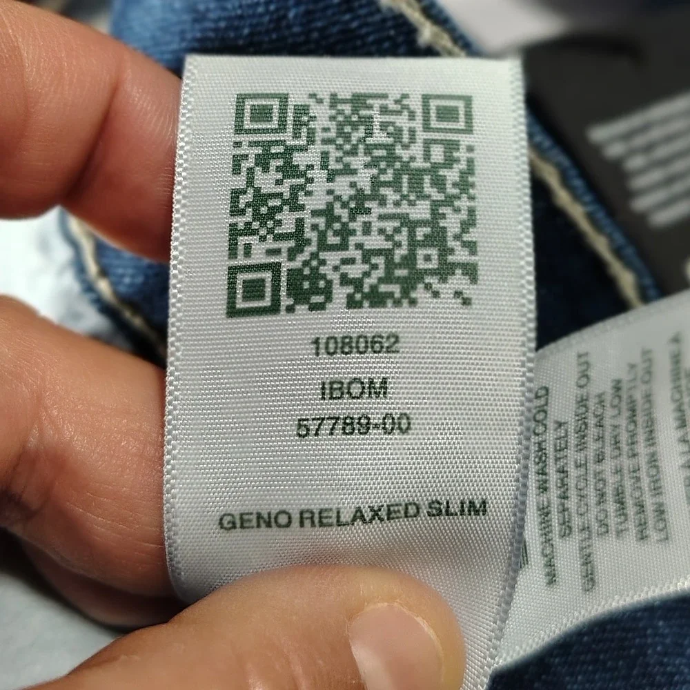 True Religion Geno Big T Flap Slim Jeans Mens Size 38 Medium Lagoon W38 L32 Wash